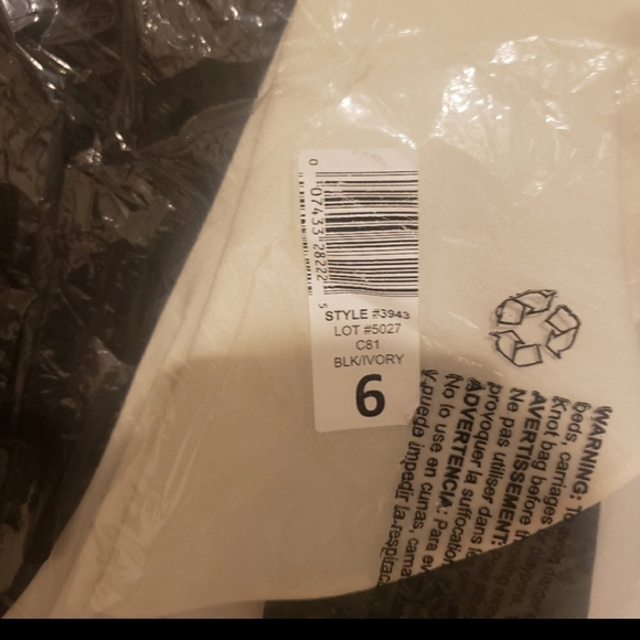 👗 - Picture 5 of 5